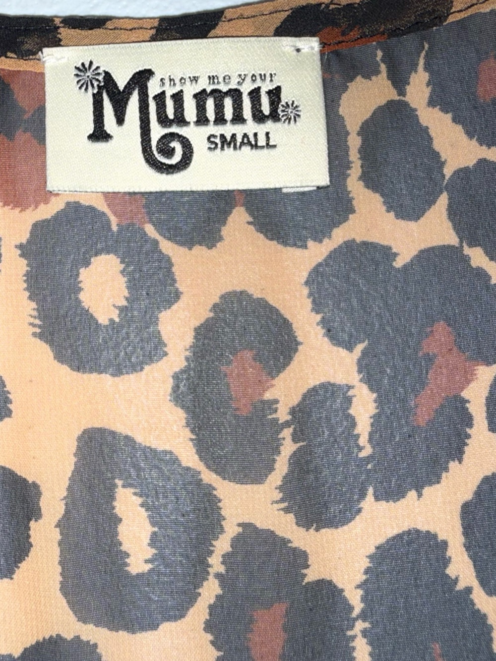 Show Me Your Mumu Leopard Print Sheer Oversized Top Small Boho Animal Print - Picture 6 of 7